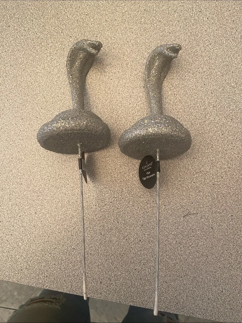 Glitter snake picks